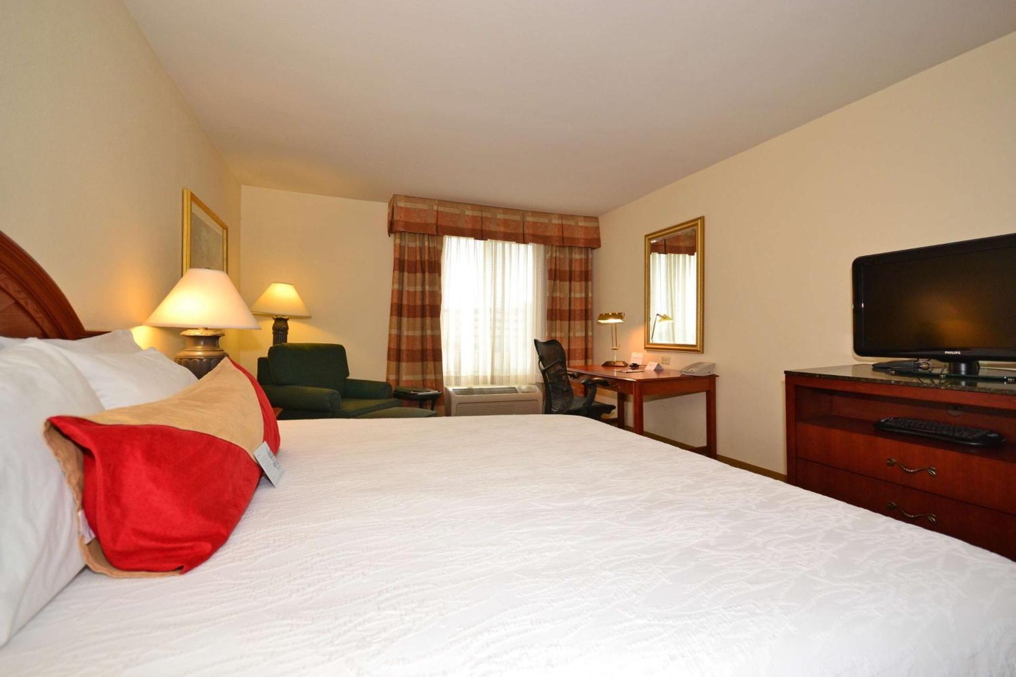 Hilton Garden Inn Tulsa Airport Εξωτερικό φωτογραφία