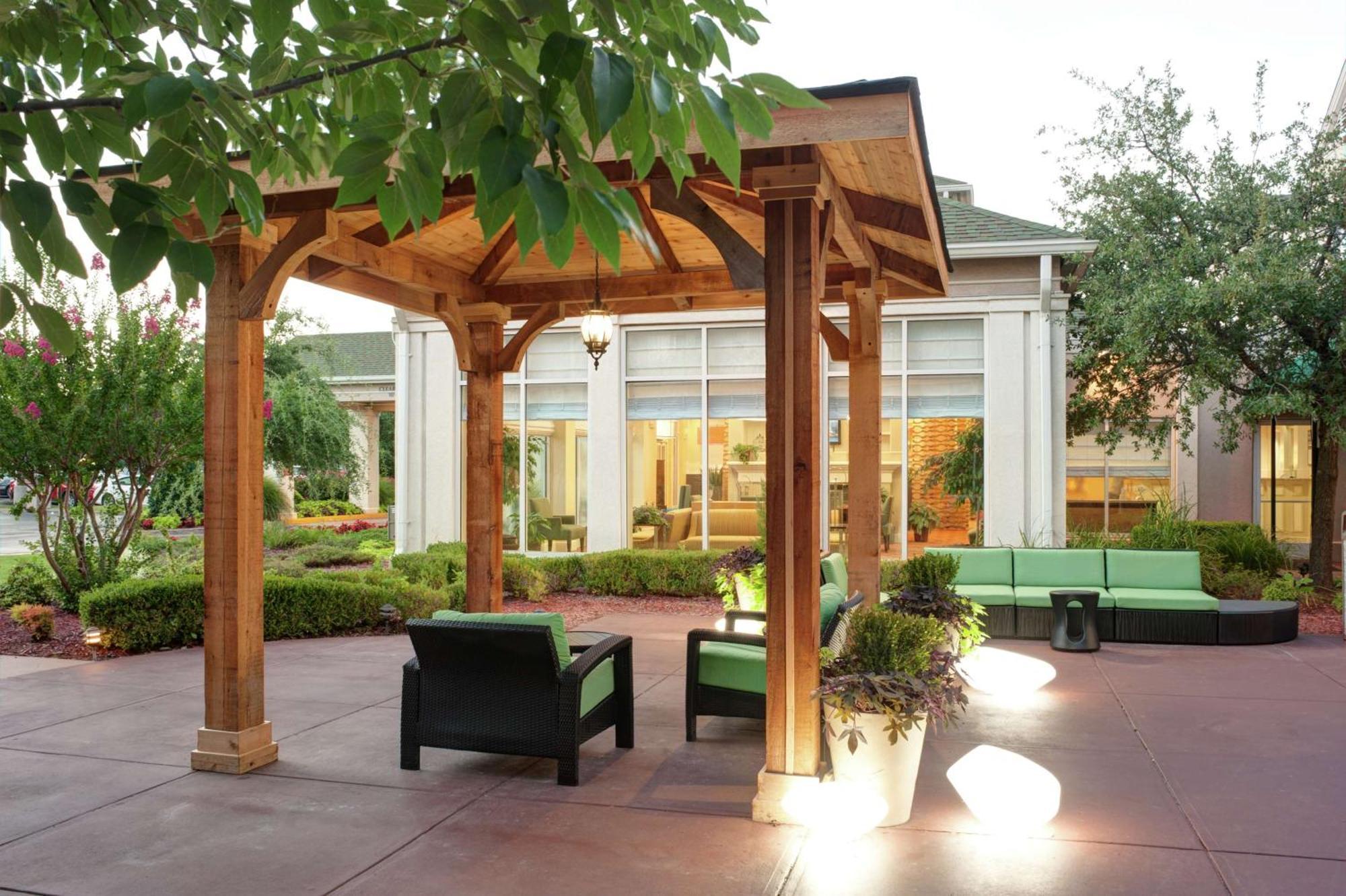 Hilton Garden Inn Tulsa Airport Εξωτερικό φωτογραφία