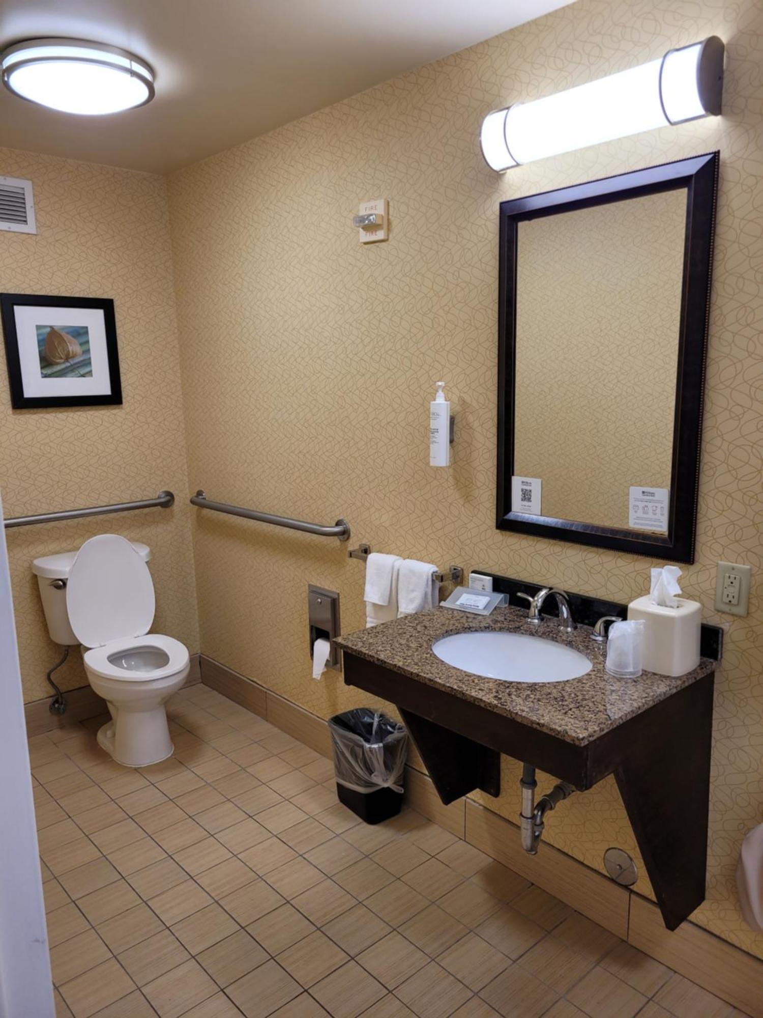 Hilton Garden Inn Tulsa Airport Εξωτερικό φωτογραφία